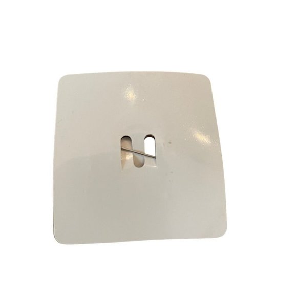 Fashion Brooche Multiple Red Cluster Pin Silvertone Setting Cluster Brooch - Picture 5 of 7